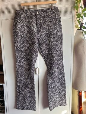 Boohoo Mens Purple, Black and White Patterned Dress Pants
